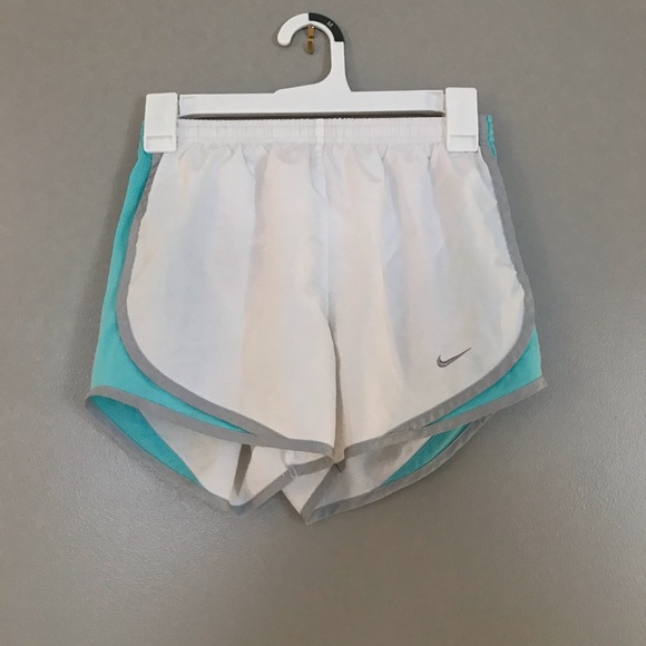 Nike running shorts - Picture 1 of 1